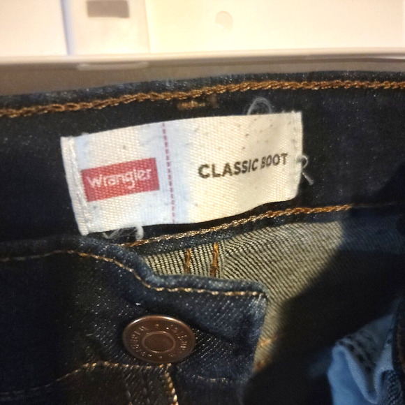 Wrangler Boys Classic Boot Jeans Adjustable Waist Band sz 12 Slim Dark Blue Nice - Picture 2 of 6